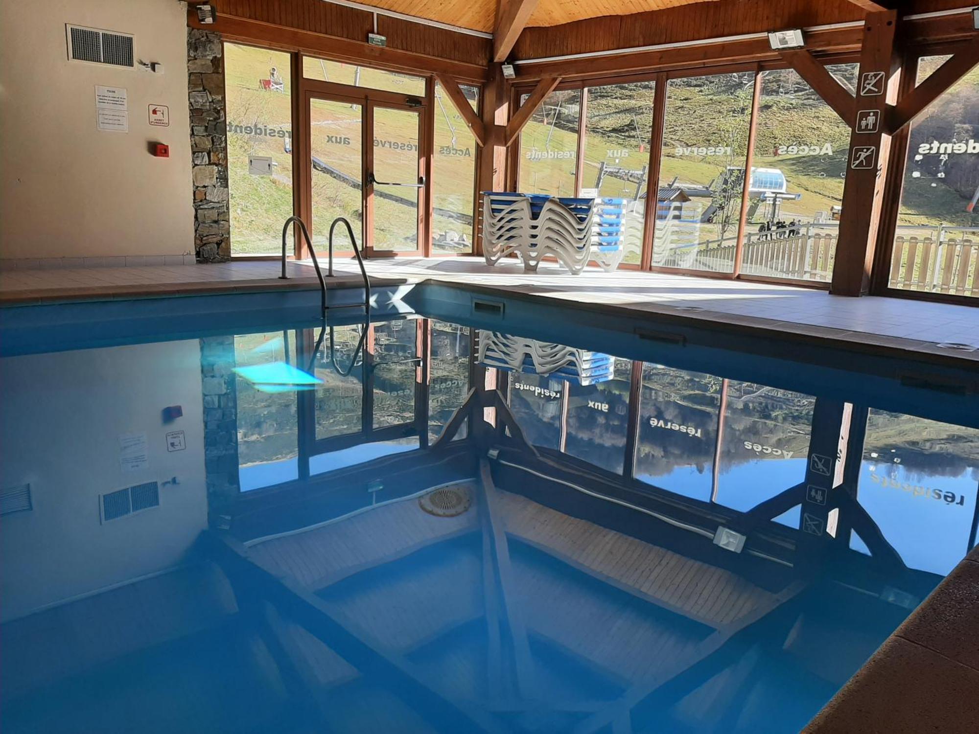 Апартаменты Guzet-Pyrenees-Pied Des Pistes Ustou Экстерьер фото